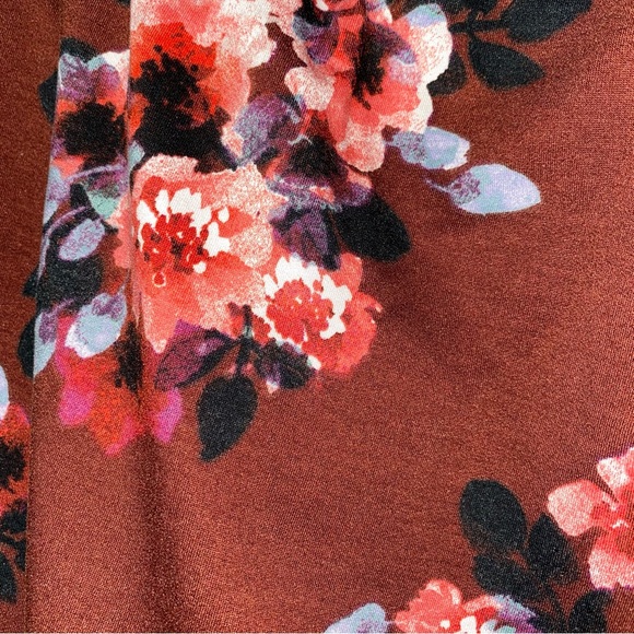 LuLaRoe Jax - XL (18-20) - Wine/red/orange/blue floral print. - Picture 3 of 6